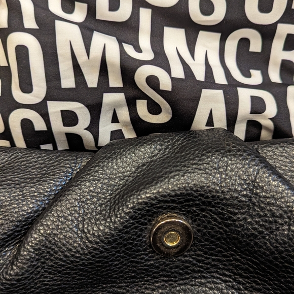 Marc Jacobs Large Leather Crossbody - Picture 5 of 5